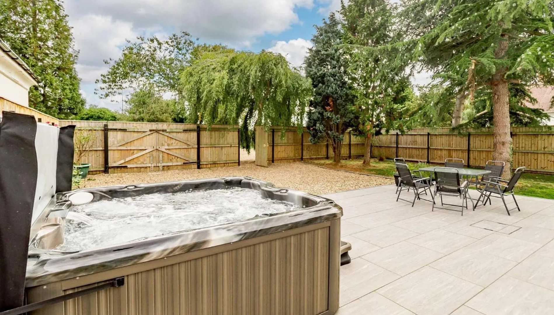 Villa 2 Bed In Hedon 89596 à Ryehill 0*,  Royaume-Uni
