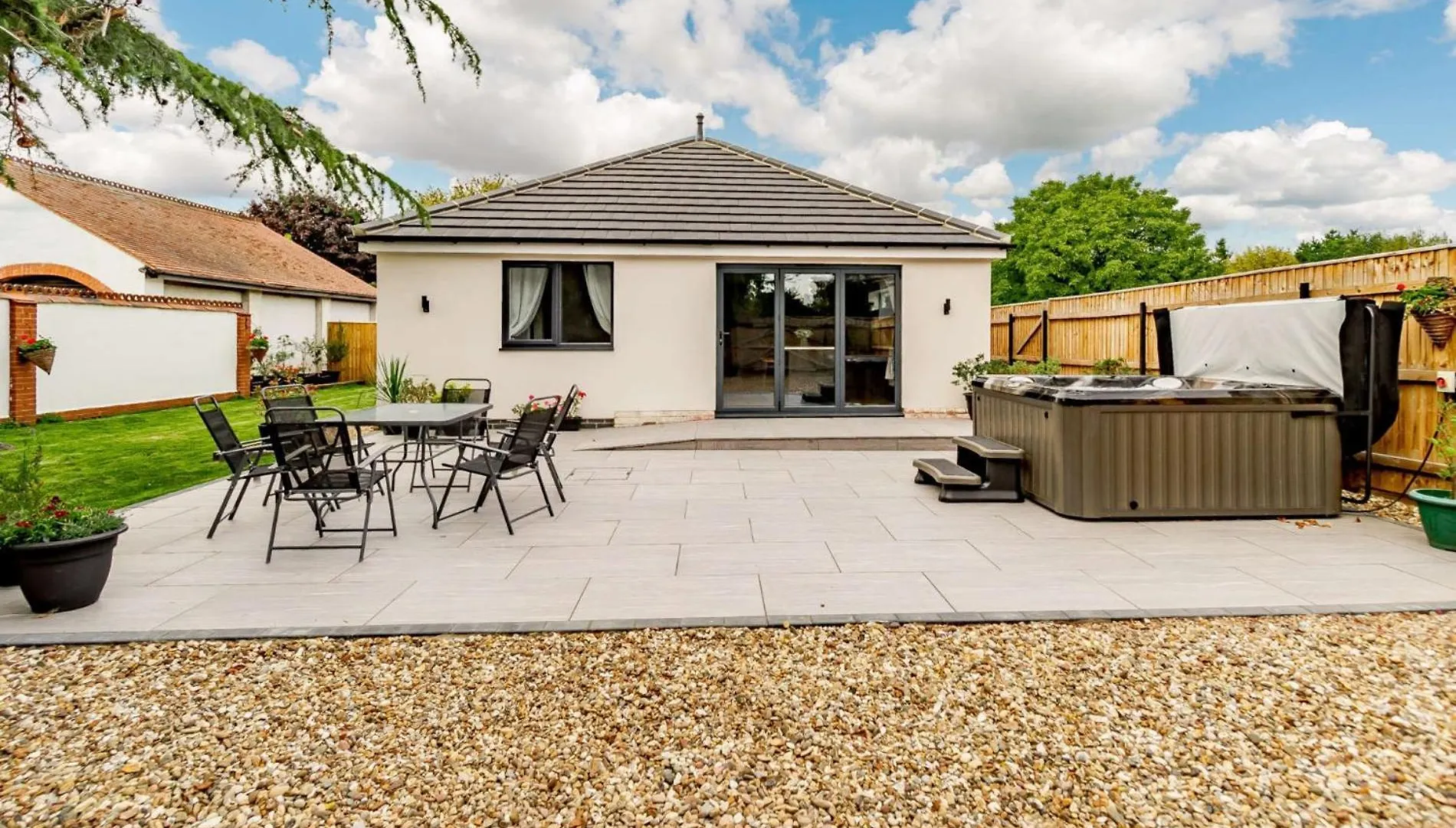 Villa 2 Bed In Hedon 89596 à Ryehill 0*,